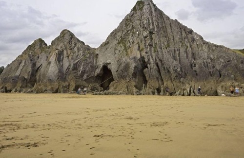 Margam House | Vacation home Bwthyn y Cwm in Swansea - 6 persons, 3 bedrooms