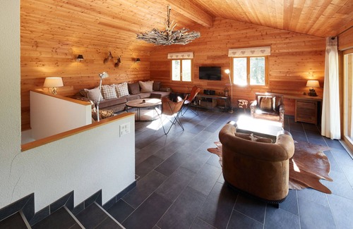 Vex House | Vacation home Hiboux by Interhome