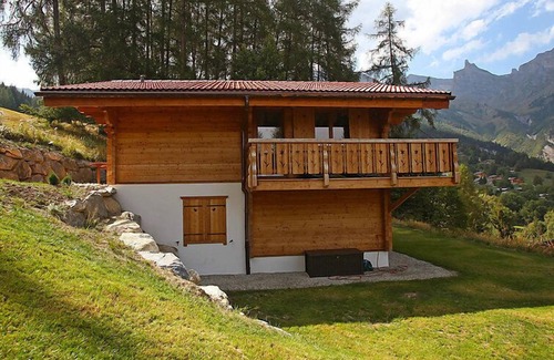 Chamoson House | Vacation home Chloé by Interhome