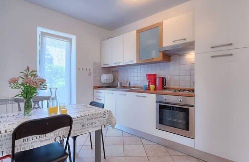 Valdebek House | Vacation home Gojak by Interhome