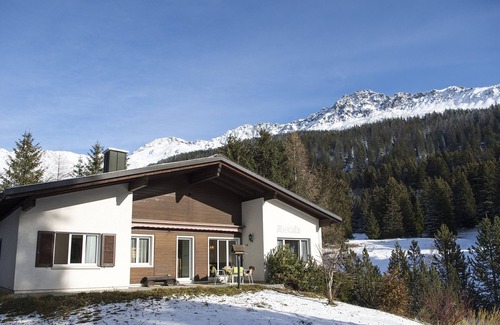 Valbella Apartment | Vacation home Mistaila for 6 persons Valbella-Lenzerheide