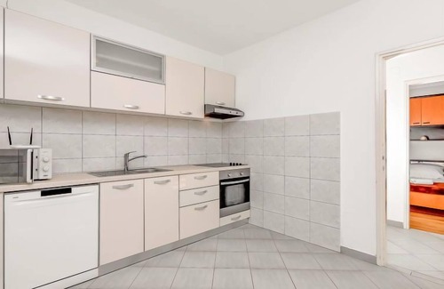 Pokrivenik House | Vacation home Ruža by Interhome