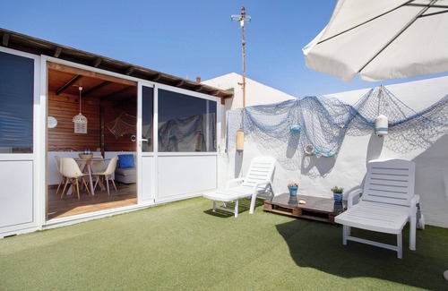 El Cotillo Apartment | Vacation Home "Vista Tostón" with Private Terrace & Wi-Fi