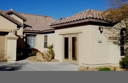 Rhodes Ranch Villa | Vacation Home W/ Pool 15 mins away from Las Vegas Strip