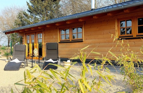 Plutscheid House | Vacation home with garden, playground, whirlpool, wood-fired sauna, pet-friendly