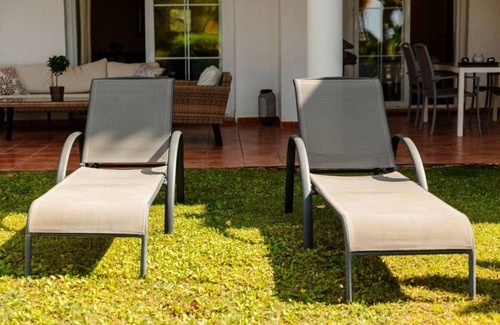 Istan Apartment | Vacation home with sea view, private garden and jacuzzi and garage