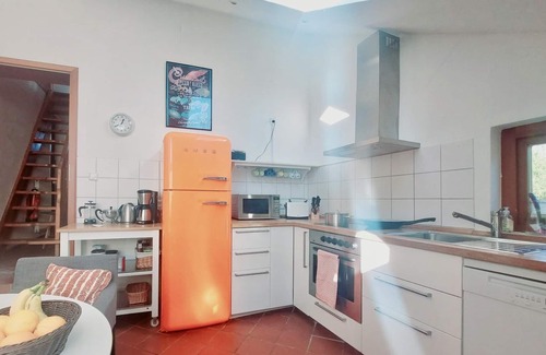 Wolthusen House | Vacation home Wolthuser Warf 3 - idyllic living for 4 close to the city dog-friendly