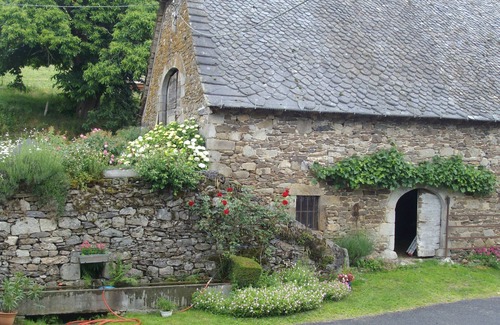 Junhac Apartment | Vacation rental in an authentic Auvergne farmhouse, Auvergne Cantal