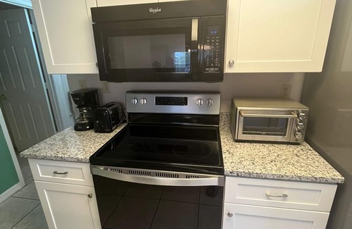 Villas at Shadow Bay Villa | Vacation Villa near Disney and attractions with Wireless Internet.