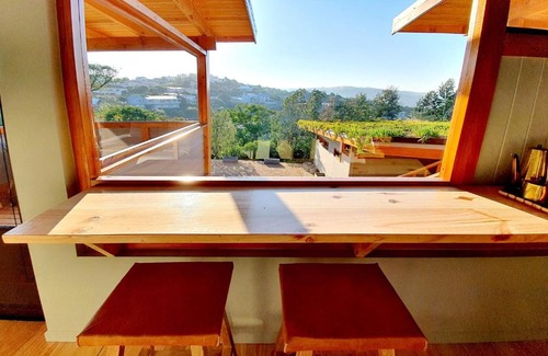 Paradise Apartment | Valley View Studio - Maison Mahogany - design meets tranquillity