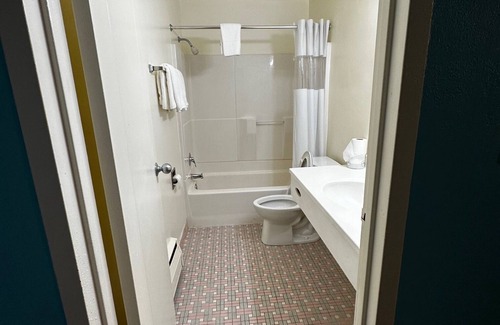 Madison Hotel | Valued Stay Aloha