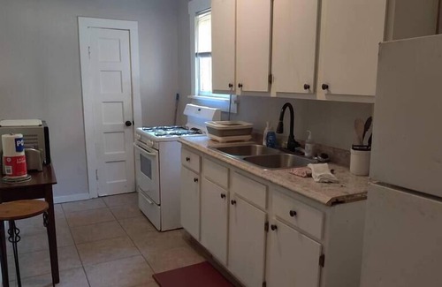 New Pathways Apartment | Vance 1 Cozy 1 Bed Apartment