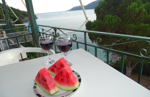 Vassiliki Apartment | VASILIKI ROYAL STOUDIOS