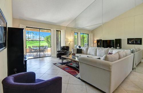 Palm Desert House | VB887 - Desert Vacay - Meredith Lodging