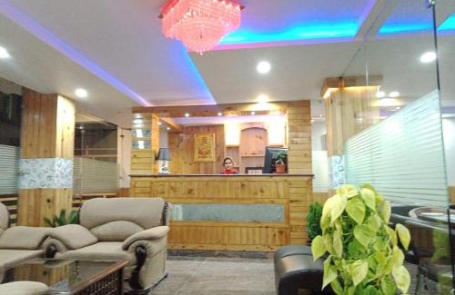 Naddi Hotel | Vella Marina Group of Hotels Mount-Hotels Best Prices Guaranteed with Deals- Free Parking-cricket stadium 10 km-Mcleodganj 2 km- Bhagsunag 4 km