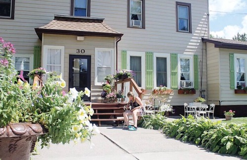 Soudan Bed & Breakfast | Vermilion Park Inn, #7 Spanish Room