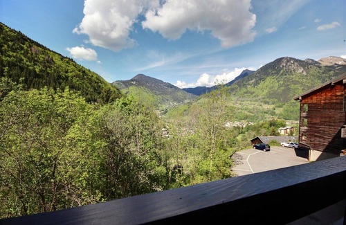 Saint-Jean-dʼAulps Apartment | Very bright apartment - Saint Jean d'Aulps ski resort - 6 people - Enchaple A3