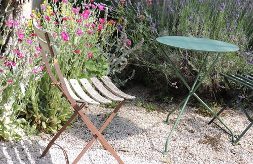 Chassey-le-Camp Cottage | Very comfortable house in a quiet village 4 km from shops