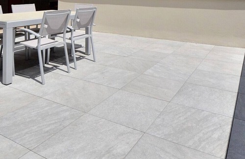 Grimentz Apartment | Very comfortable flat for 6 people, living room, kitchen area with dishwasher, 1 double bedroom, 1 2