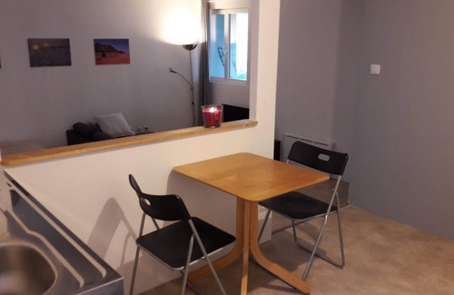 La Chapelle-sur-Erdre Apartment | Very large 50m2 studio in a quiet location 15 minutes from Nantes