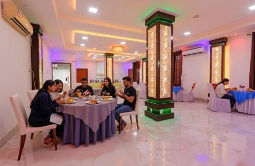 Sarnath Hotel | Via Moti Mahal