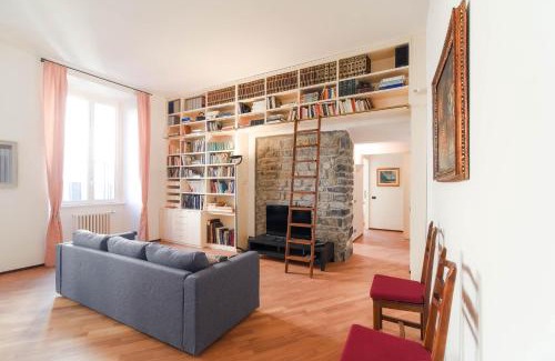 Como City Centre House | Via Natta 15 - The House Of Travelers