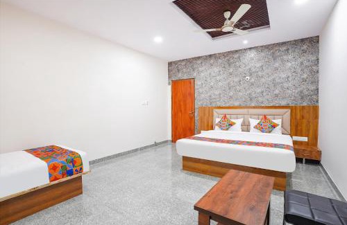 Nagarbhavi Hotel | Via Platinum Palace - Nr Magadi Main Road