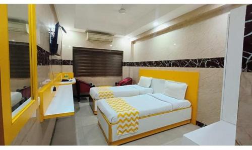 Triplicane Hotel | Via Stalin Pleasant Park - Triplicane