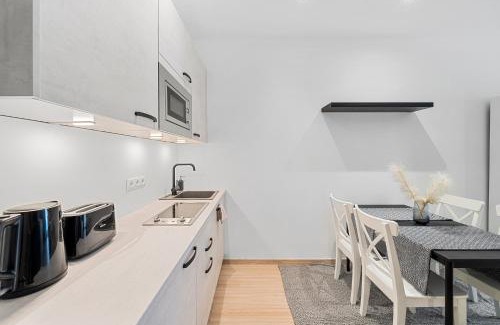 Althangrund Apartment | VibeStudio 304 - Central - AC - Licensed - Parking Nearby