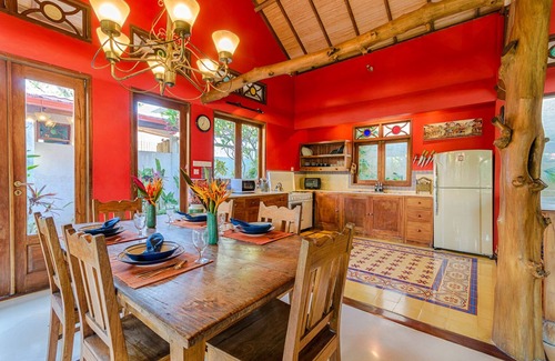Denpasar Timur Villa | Vibrant Soulful Bali Home for Short Term Rent