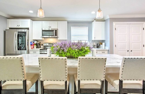 Terrytown House | Vibrant Terrytown Home w/Yard ~ 6 Mi to NOLA