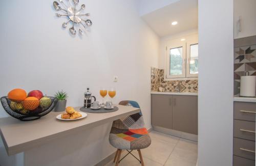 Zakynthos Town Apartment | Victor Junior Suite by "elite"