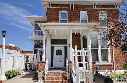North Platte House | victorian house with 4 bedrooms