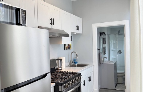 Strathroy Apartment | Victorian Second Floor Turret Apartment