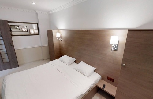 Center Apartment | Victoriei Residence Ground Floor Suite