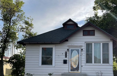 Deer Lodge House | View of Mount Powell