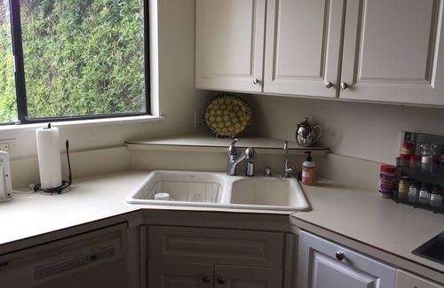 The Mesa House | Views Extraordinaire! Serene and Private (30 day minimum)