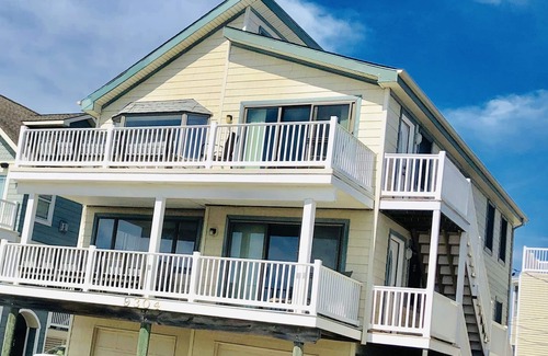 Townsend's Inlet House | Views, Views, Views! Beachfront on quiet cul-du-sac. Fully Equipped 4 Bedroom