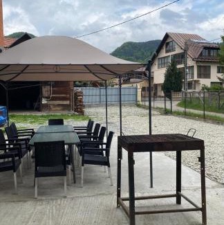 Dambovicioara Villa | Vila Avram