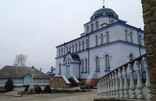 Floresti District House | Vila Dora