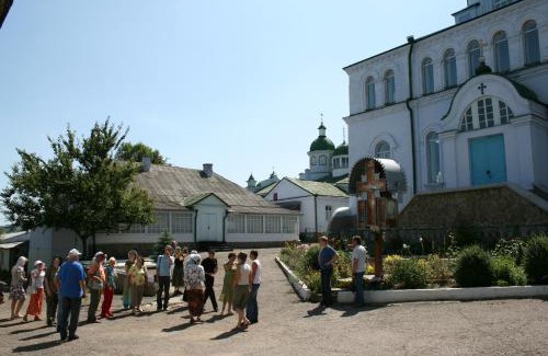 Floresti District House | Vila Dora