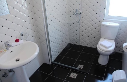 Kodrra Hotel | VILA e BARDHE