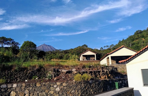 Sao Roque do Pico House | Vila Paim - Apart. Low