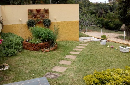 Serra Negra House | Vila Paradiso Condominium