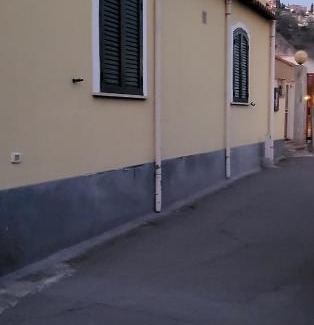 Luton Apartment | Vilagonia Sirina Taormina