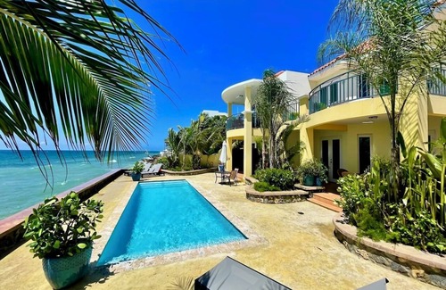 Stella Villa | Villa 1 at Casa Aguas Azules - 2-Bedroom Beachfront Villa with Pool