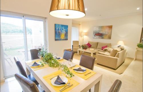 Arcos de la Frontera House | Villa 210 by Villamya