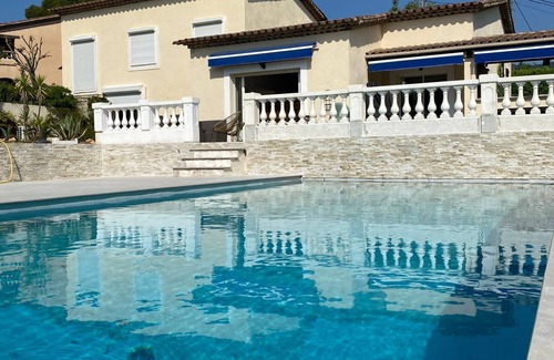 Peymeinade Villa | Villa 30mn de Cannes