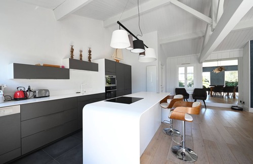 Sainte-Marie-de-Re Villa | Villa 6 Suites - Heated Pool-Garden Clos- 50M from the sea- Sainte-Marie Ré