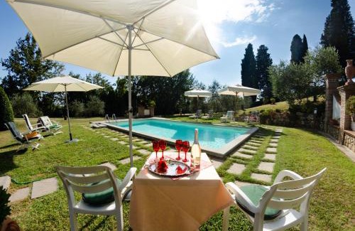 Uzzano Villa | Villa al Borghetto